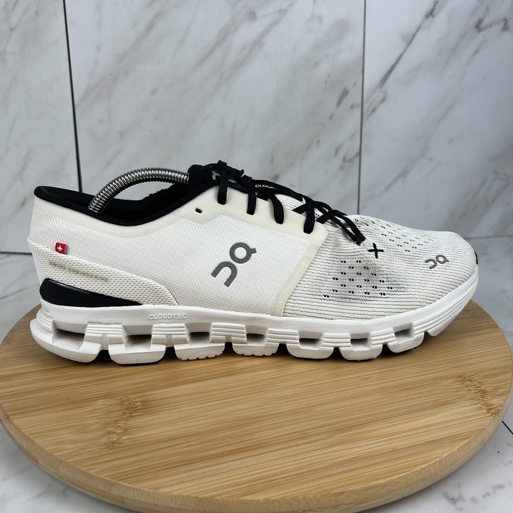 On Cloud X 4 Mens Size 11 Ivory Black Athletic Running Walk Gym Sneakers Shoes